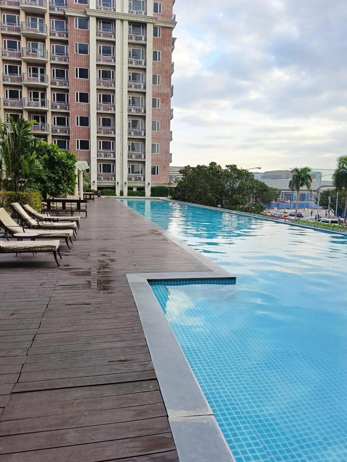 Pool View Staycation Paranaque Pasay Manila Exterior foto